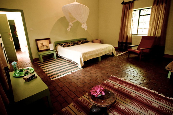 A king-size Bed at conforzi