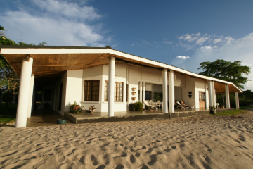 The Beach House, Chintheche