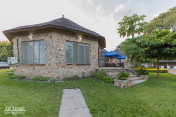 White Rock Villa, Chirombo Bay